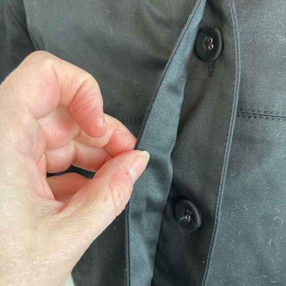 Sandro black cotton cropped blazer w/ fabric covered buttons interest sleeves - Picture 3 of 7